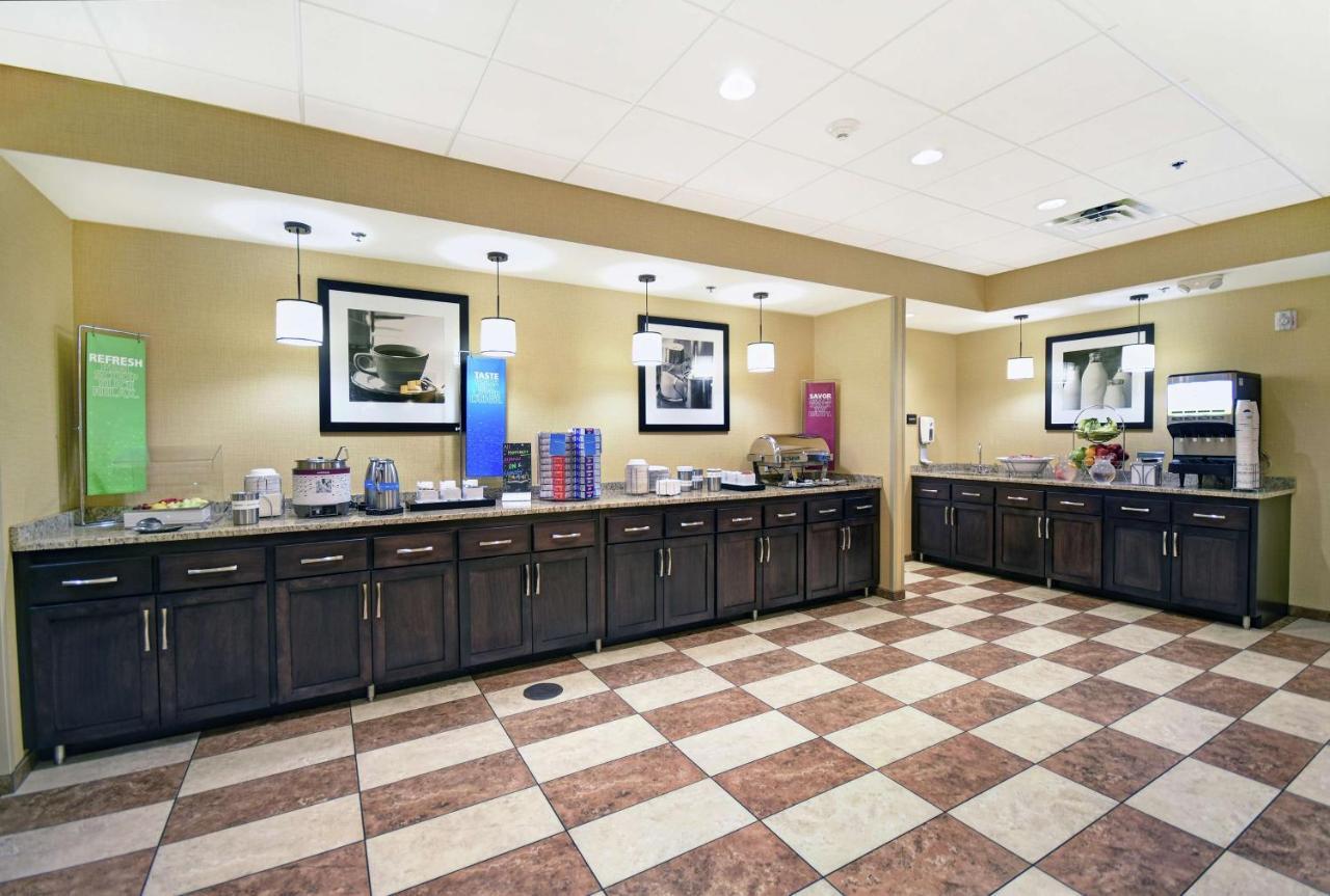 Hampton Inn & Suites Milwaukee/Franklin Franklin  Zewnętrze zdjęcie